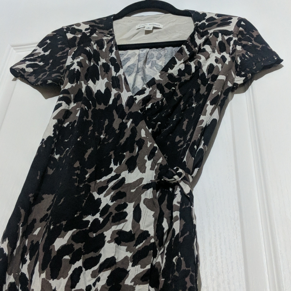 Banana Republic Wrap dress